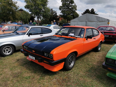 Impressionen vom Int. Ford Capri Treffen
Impressions of the Int. Ford Capri Meeting
Impressions de la rencontre int. Ford Capri Impressionen vom Int. Ford Capri Treffen
Impressions of the Int. Ford Capri Meeting
Impressions de la rencontre int. Ford Capri